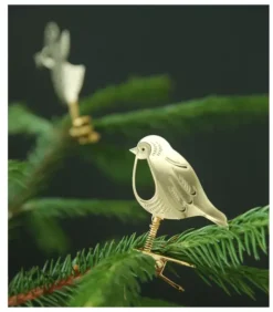 Oiseau A Clipser Sur Le Sapin De Noël