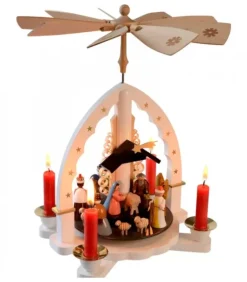 Pyramide Allemande Avec Crèche De Noël Blanche